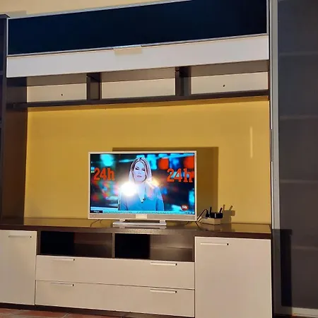 Apartman Guenstige Zur Strasse *