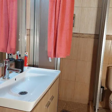 Apartman Guenstige Zur Strasse *